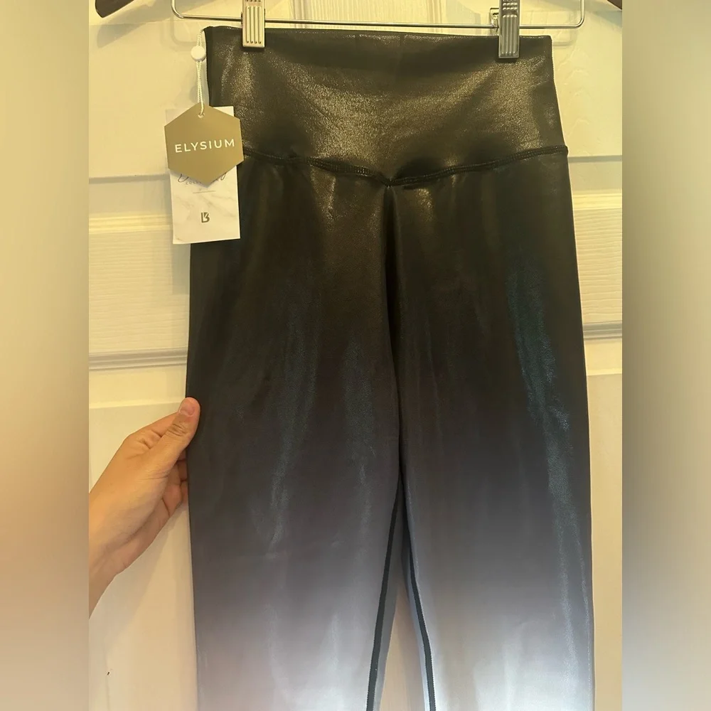 NWT Elysium BuffBunny Collection Sparkle Black and White Ombré Athletic leggings - Picture 3 of 7
